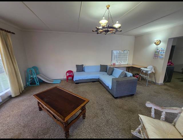 3 BEDROOM HOUSE FOR SALE IN SASOLBURG EXT 1
